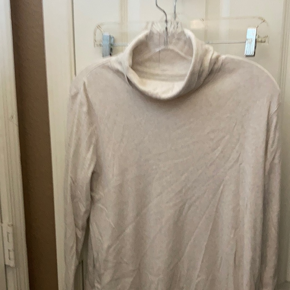 FINAL MARKDOWN J Jill cowl neck tee medium petite